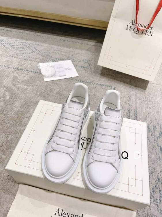 Picture of Alexander McQueen Shoes _SKUAlexanderMcqueensz35-454CXJ0448356